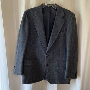 Cricketer Men’s Wool Blazer Blue Gray Herringbone Pattern Size 40 2 Button